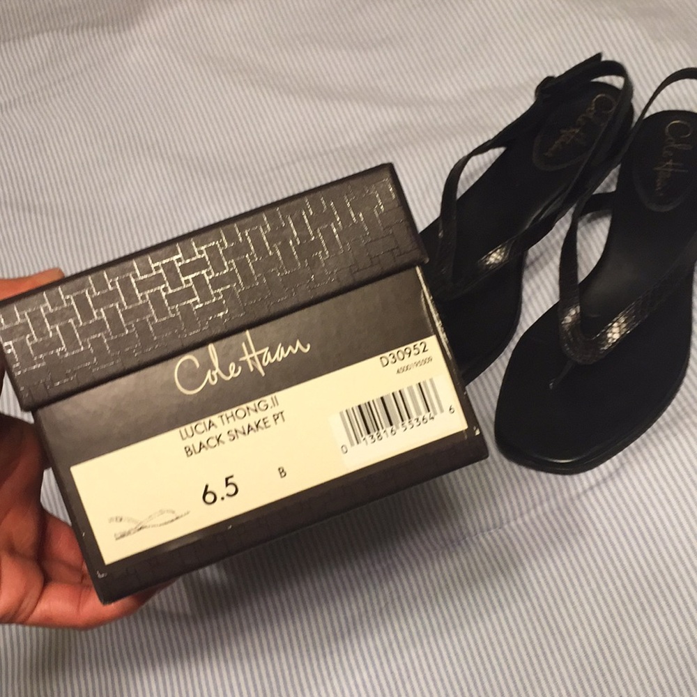 Cole Haan Black leather sandals - Picture 4 of 4